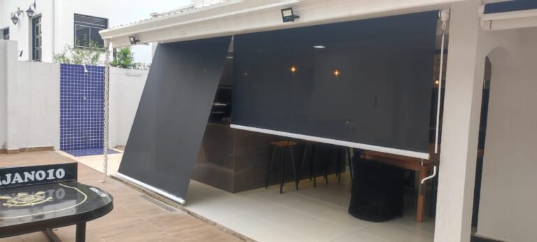 Cortina Tela solar fechamento vertical 2WhatsApp Image 2025-11-24 at 19.54.10