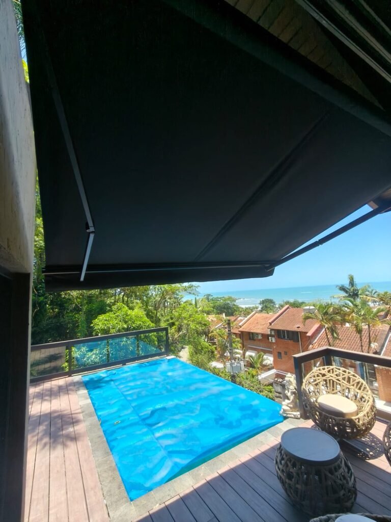 Toldo com braços articulado 2WhatsApp Image 2025-11-24 at 20.00.44