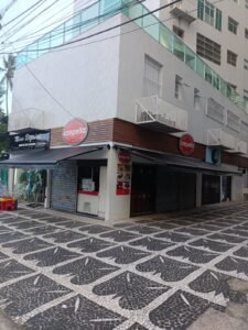 Toldo com braços articulado 3WhatsApp Image 2025-11-24 at 20.01.11