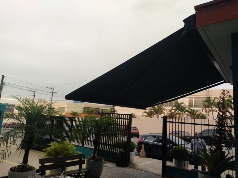 Toldo com braços articulado 9WhatsApp Image 2025-11-24 at 20.05.01